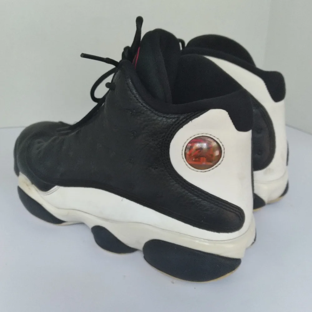 Jordan Basketball Shoes Sneakers Black Red Leather High‎ Top Sneakers Size 9